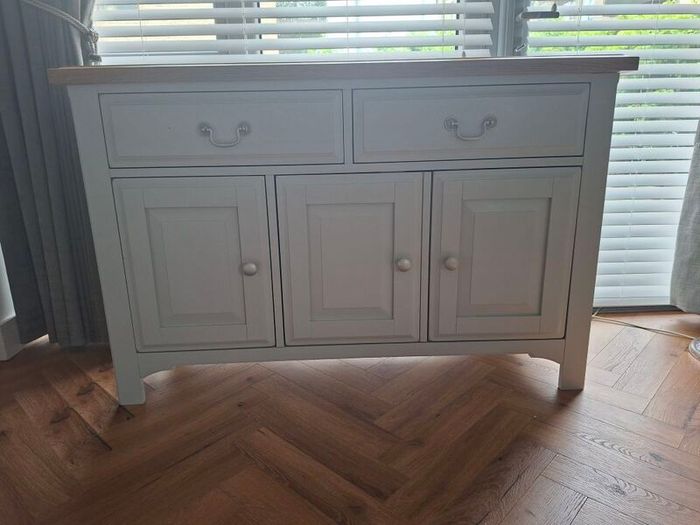 Sideboard