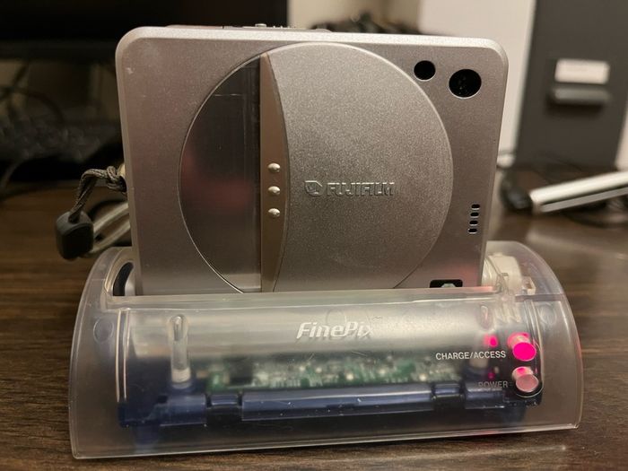 Fuji Finepix 50i Digital Camera