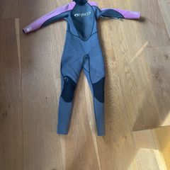 wetsuit