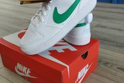 Nike Trainers UK Size 5.5