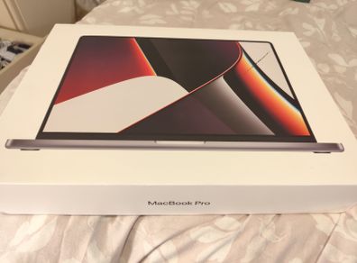 Macbook Pro 16inch, M1 Pro, 16gb Ram, 1tb Ssd
