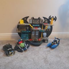 Imaginext batcave