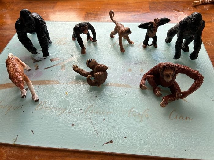Schleich apes and monkeys