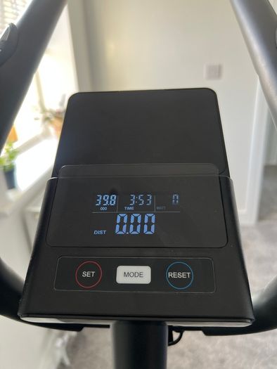 Cross Trainer