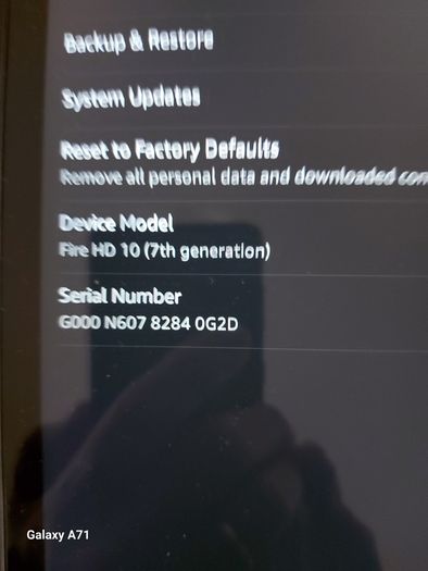 Amazon Fire HD 10 (7th Generation), 32GB, in excellent condition with cover case