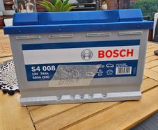 car battery bosch brand new 74Ah 680A