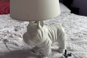 Bulldog lamp