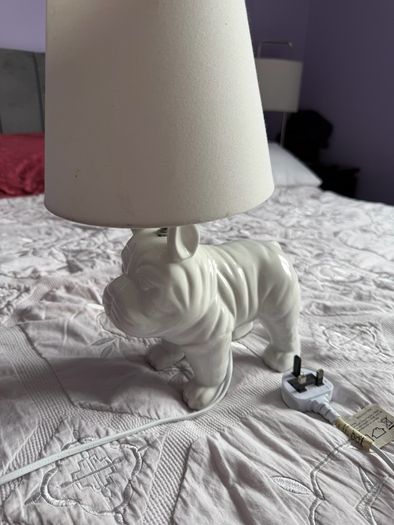 Bulldog lamp