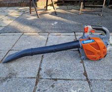 Tanaka THB-260PF leaf blower
