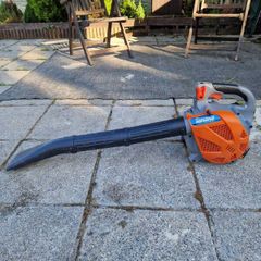 Tanaka THB-260PF leaf blower