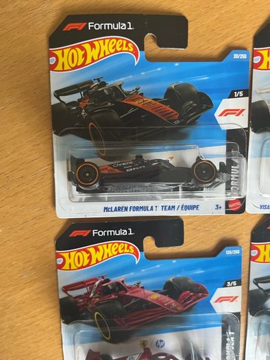 hot wheels F1 basic 1-5