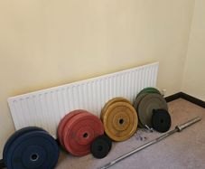 177kg Olympic Barbell & Bumper Plate Weight Set (157kg Plates + 20kg Bar)