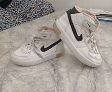 Nike Air Force 1 High Tops ((Kids Size 30/12))