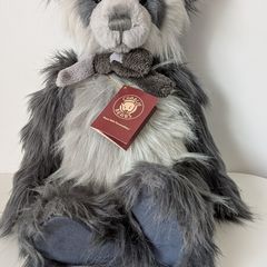 Charlie bears tully
