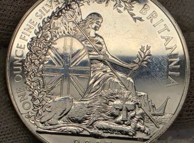 United Kingdom 2007 Silver 1oz Britannia One Ounce Fine Silver 2 Pounds Coin