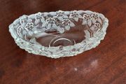 Mikasa Carmen decorative crystal bowl