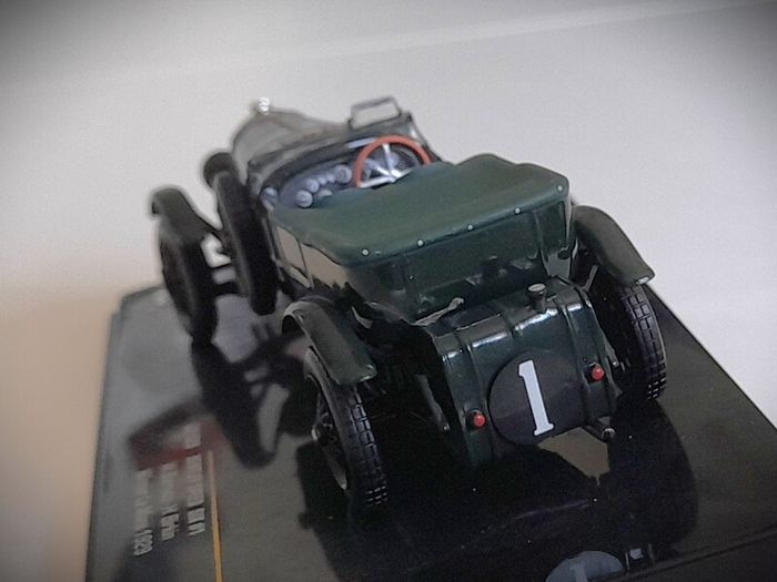 Diecast Model Le Mans Winning Bentley Le Mans 1929 1st - IXO 1:43