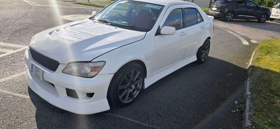 2004 Lexus Is