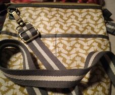 Boden functional mid-sized crossover bag..