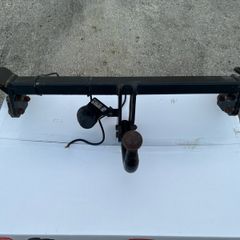 Hyundai Tucson Tow Hitch Bar & Light Plug