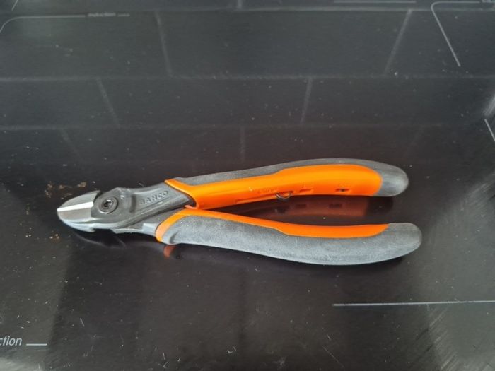 Knipex VDE Tool Pouch + Bahco Snips
