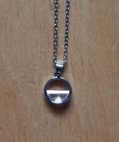 Pretty sea-inspired necklace