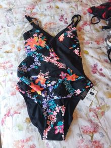 Size 12 ladies swimming costume  rrp 22 euro
