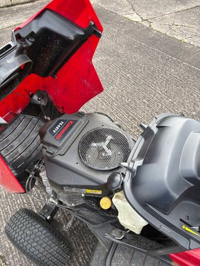 Lawnmower Mountfield 1638H - Kawasaki engine