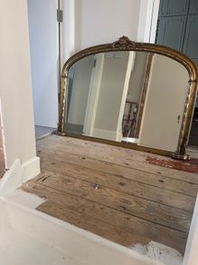 Antique style mirror