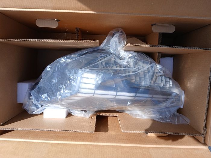 Genuine Volvo Ex30 2023-25 Front Left Passenger Side Headlight 80000399 Used