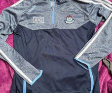 Dublin top Small