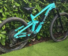 Trek Slash 8