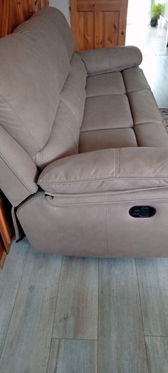 3 Seater Recliner Couch