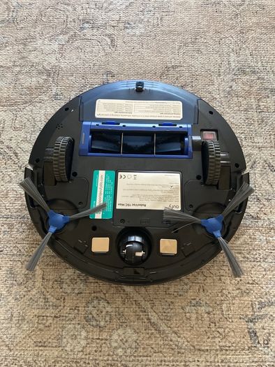 Eufy RoboVac 30C Max Robot Vacuum - Fully Working + Spare Parts