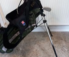 Junior golf clubs and bag with stand