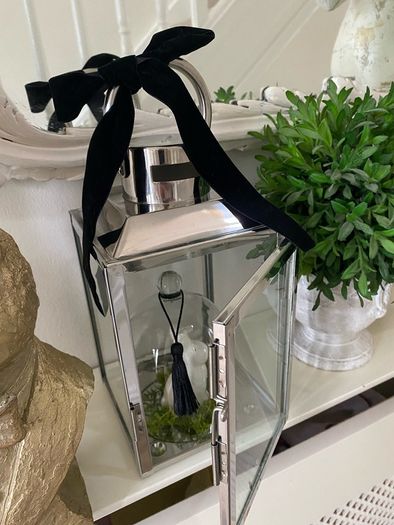 ShabbyChic Lantern with Accessories
