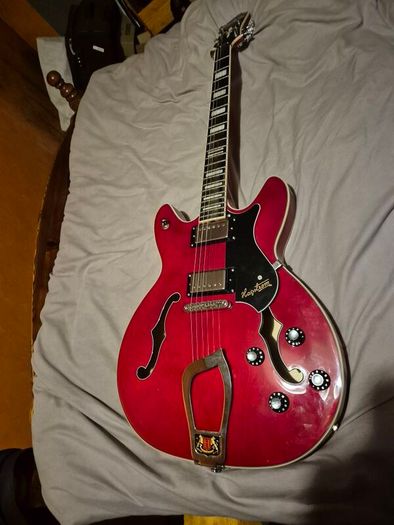 Hagstrom Viking SemiHollow