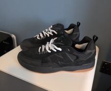 New Balance 808