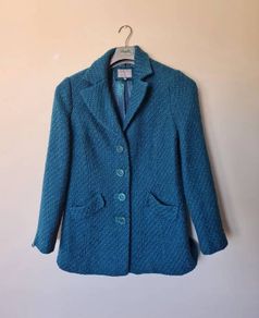 Per una acrylic coat size 16 ptp 22" green button up in excellent condition