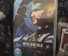 Metal Gear solid portable ops + PSP