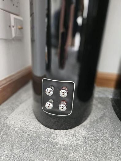 Stunning Iconic Like New Boxed Pristine Condition Bowers And Wilkins 804D3 Only Set in Ireland half the RRP
