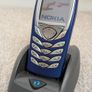 Nokia 6100 Vintage Mobile phone Image 3