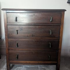 Antique Mahogany Chest of Drawers