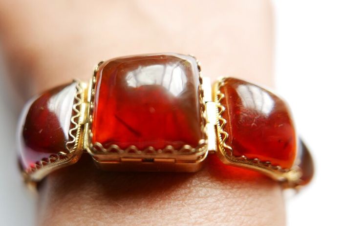 Vintage womens amber cocktail watch. Russian Watch Ladies CHAIKA