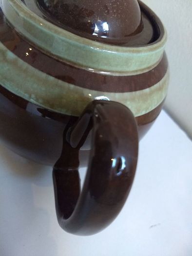 Fabulous Mid-Large Brown Betty Teapot, by Alcock, Lindley and Bloore, With Mint Green Mottled Stripes, Holds One Litre/ 1.75 Pints