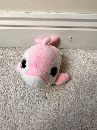 Pink white Dolphin Jumbo approx. 19 cm. (with tail) The batteries are running out Used Please see photos
