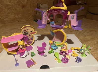 2 sets of Rapunzels mini toys.
