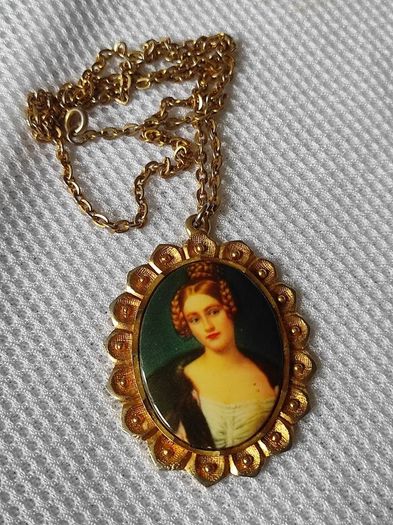 Vintage necklace