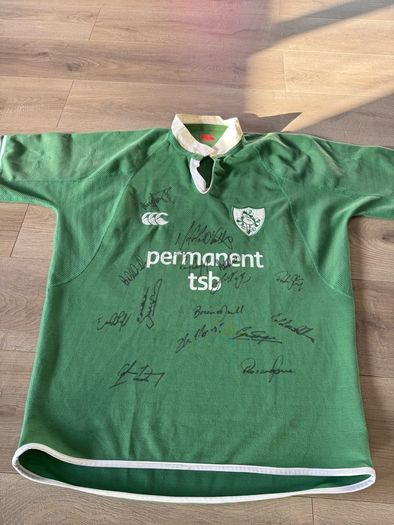 ireland rugby jersey signed