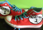 Converse cat in the hat chuck Taylor's size 3.5   Bought in universal studios